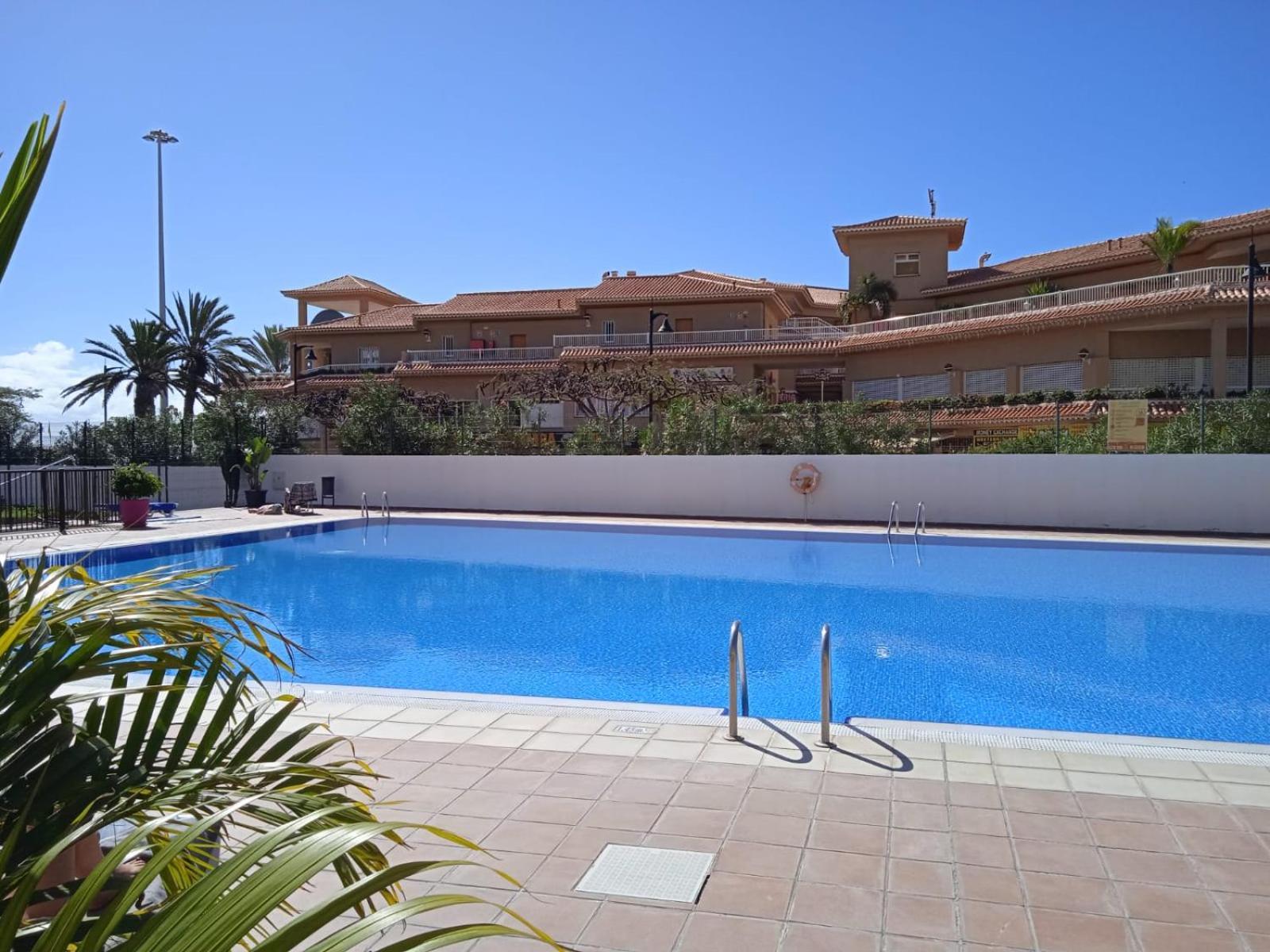 Firstline Apartment Los Cristianos Arona  Exteriér fotografie